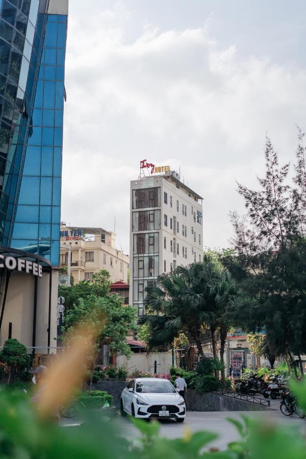 Ivy Hotel Ha Long Exterior photo