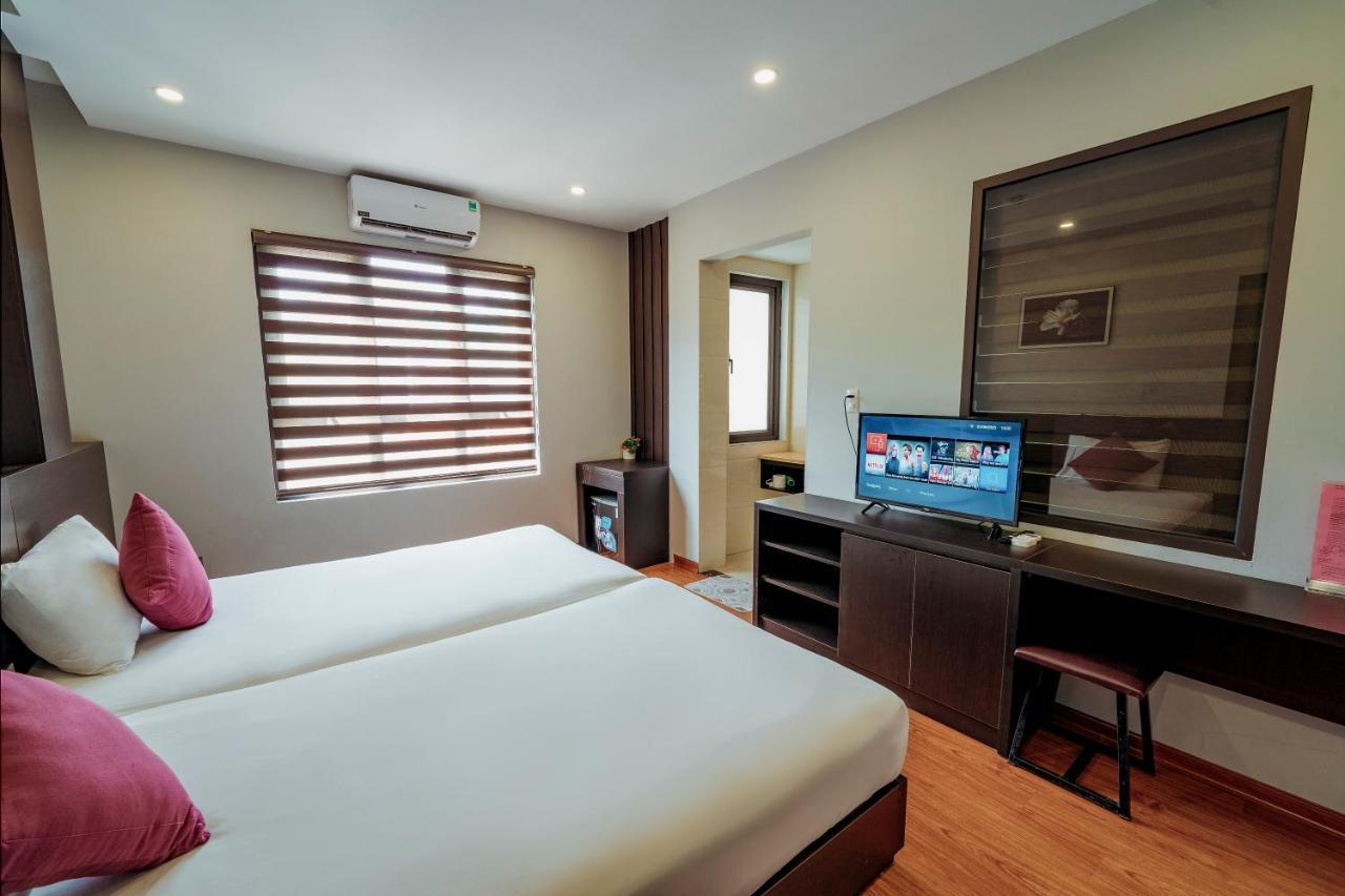 Ivy Hotel Ha Long Exterior photo